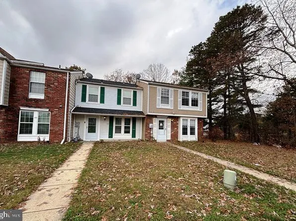 157 Villa Knoll Ct, Sicklerville, NJ 08081