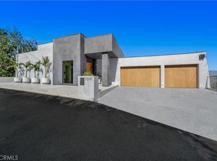 7317 Caverna Dr, Los Angeles, CA 90068
