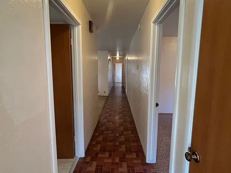 135 West Ave — Photo 7