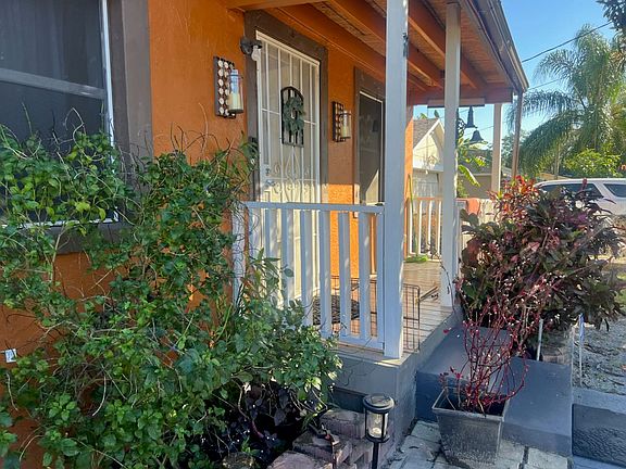 2nd image of 11 N Lancelot Ave