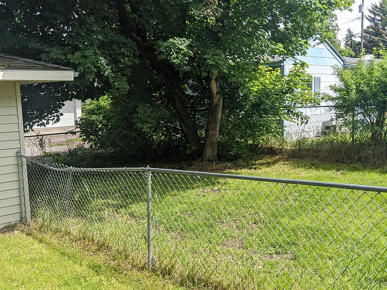 414 S 12th Ave — Photo 43
