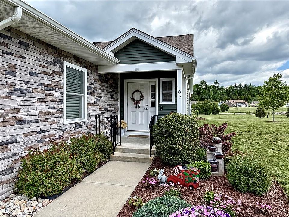 1st image of 107 Bella Vista Cir #107