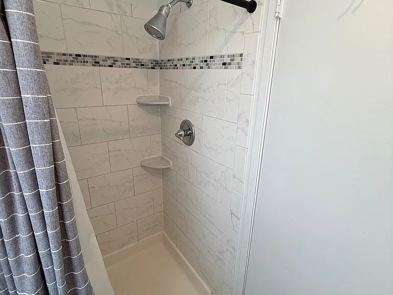 7809 Harrowgate Cir #C — Photo 11