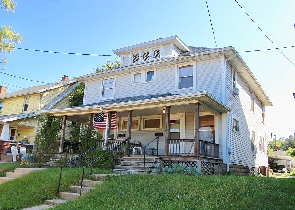 2nd image of 466 Mary St