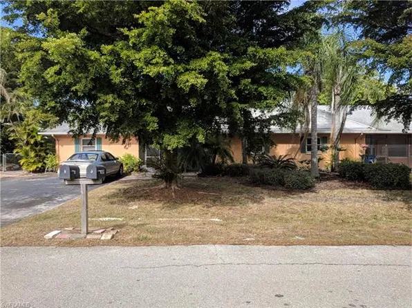 7263 Barragan Rd APT 3, Fort Myers, FL 33967