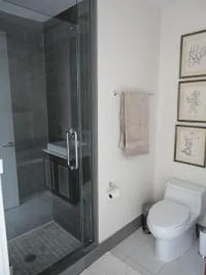 Rented by Camhi NYC Realty Inc | media 21