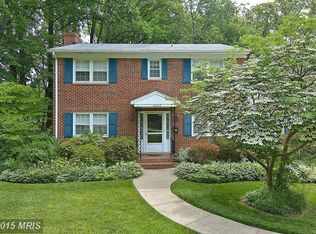 3603 University Dr, Fairfax, VA 22030