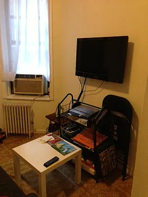 Rented by Oxford Property Group | media 10