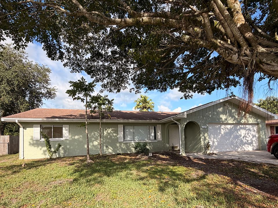 1st image of 2244 Parker Ave