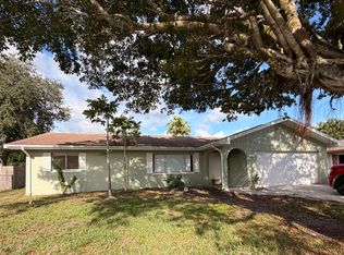 2244 Parker Ave, Fort Myers, FL 33905