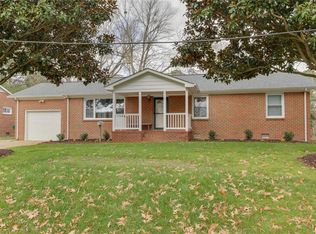 512 Quarterfield Rd, Newport News, VA 23602