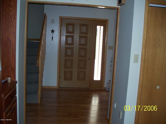 2nd image of 100 N Circle Dr