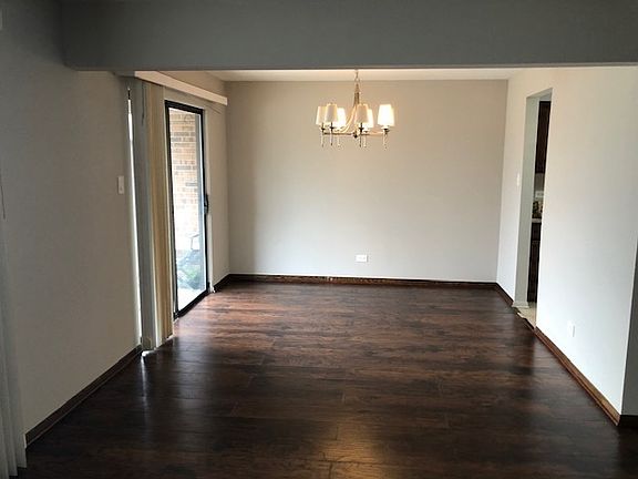 5th image of 22509 Pleasant Dr APT 11