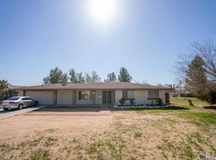 14641 Gayhead Rd, Apple Valley, CA 92307