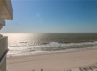 3443 Gulf Shore Blvd N APT 213, Naples, FL 34103