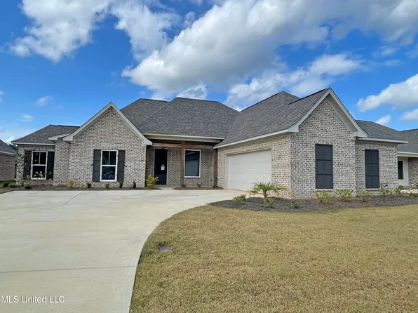 307 Tremont Dr, Florence, MS 39073