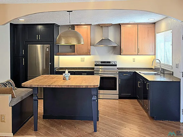 703 Julie Dr, Gallup, NM 87301