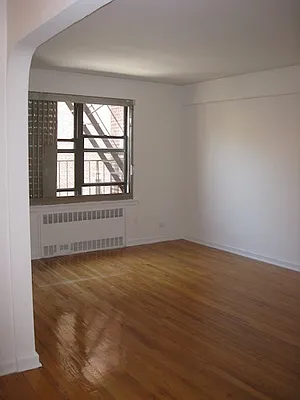 Rented by Waldstar Real Estate LLC | media 24