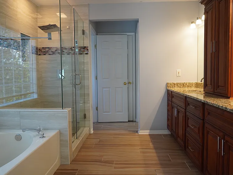 Elmendorf Ln NW — Photo 25