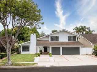 1819 Newport Hills Dr E, Newport Beach, CA 92660