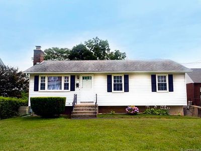 34 Meriden Ave, Meriden, CT, 06451