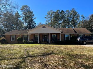 70 Hillsdale Rd, Forsyth, GA 31029