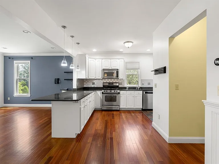 157 Clay St #157 — Photo 5