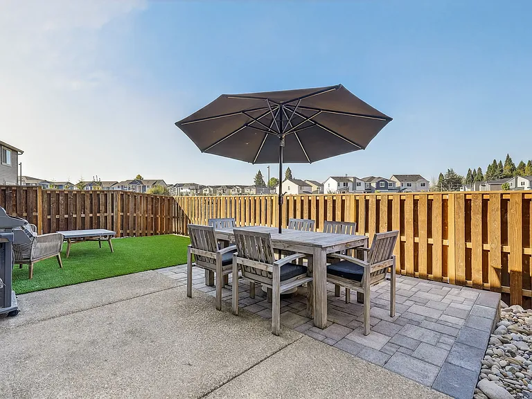 12705 SW Pyramid Ter — Photo 46