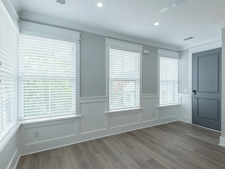 8 Sanctuary Ct — Photo 15