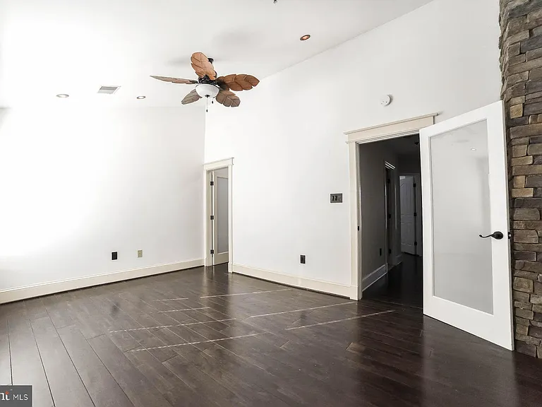 3100 Esser Pl — Photo 28