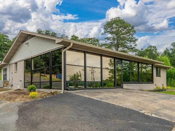 140 Amity Rd, Hot Springs, AR 71913