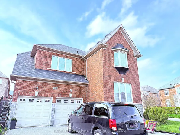 164 Emma Broadbent Ct, Newmarket, ON L3X 3L1