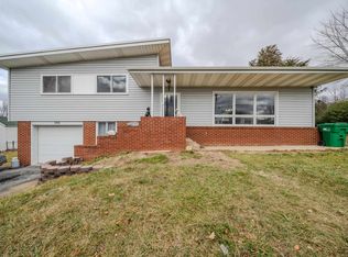 145 3rd St, Broadway, VA 22815