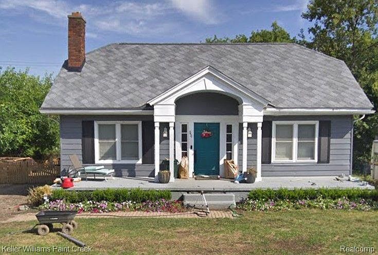 1st image of 3421 Parkways Blvd