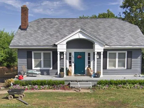 3421 Parkways Blvd, Auburn Hills, MI 48326