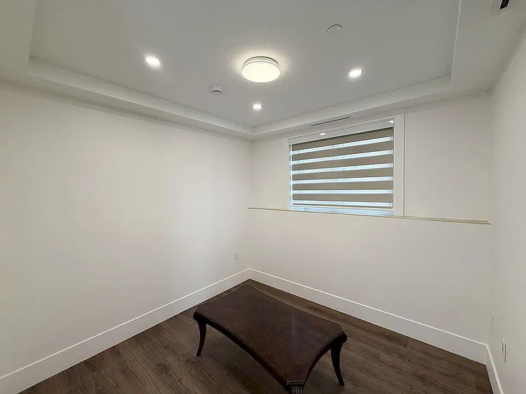 10XX E 62nd Ave — Photo 13
