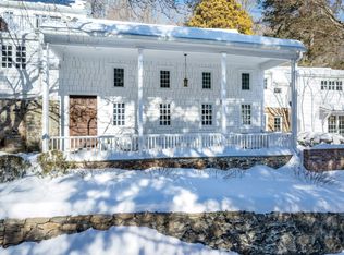 291 Roaring Brook Rd, Chappaqua, NY 10514