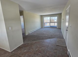 15 Alpine Dr APT E, Wappingers Falls, NY 12590
