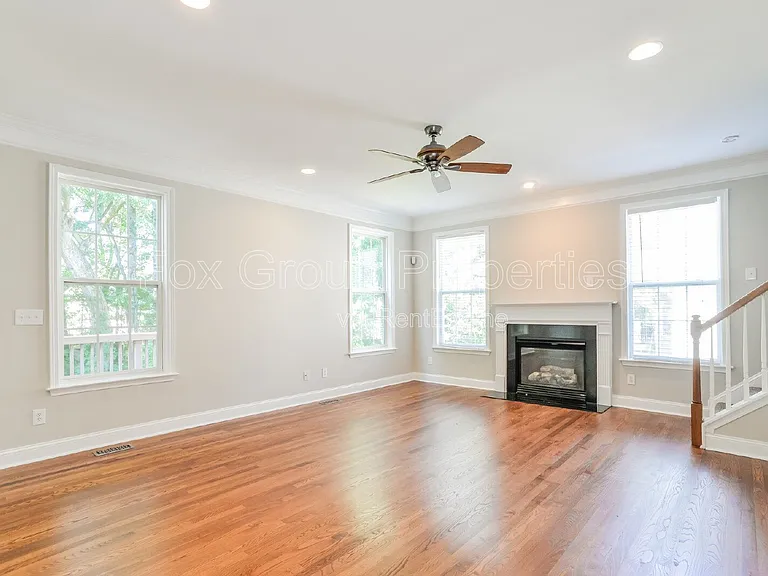 7356 Sedgebrook Dr W — Photo 7