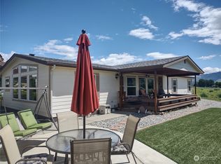 915 Sunrise Dr, Manson, WA 98831