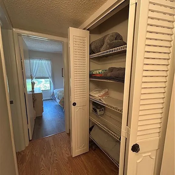 5479 Peppertree Dr #E13 — Photo 16