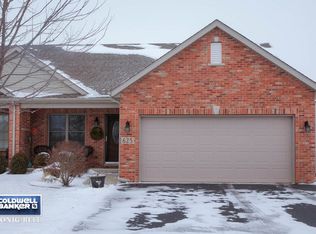 625 Charlotte St #B, Sandwich, IL 60548