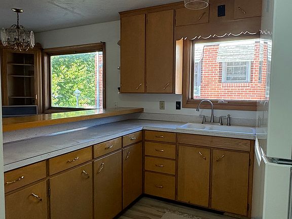 2nd image of 2742 S 12th St #1