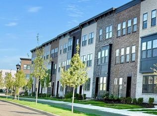 840 Woodlawn Ave, Saint Paul, MN 55116