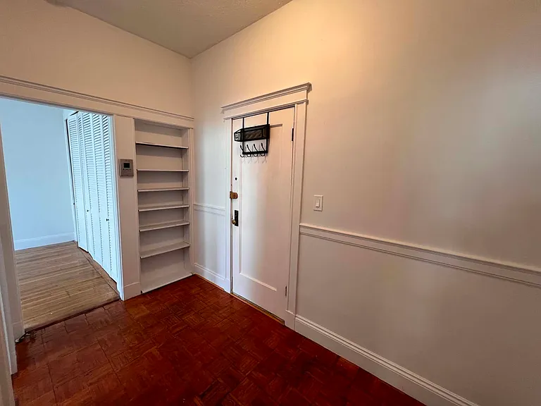 39 Glenville Ave #3 — Photo 19
