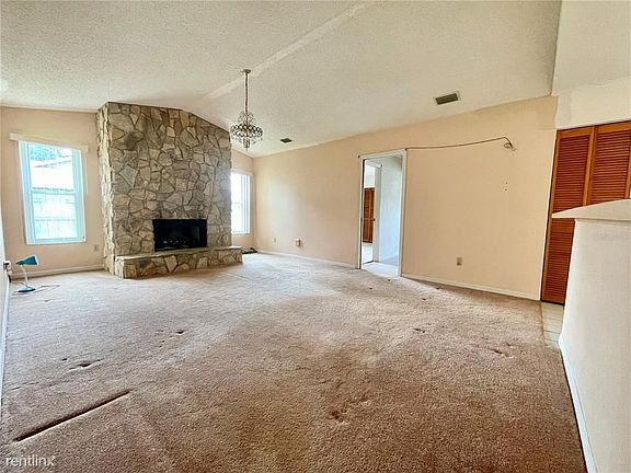 4th image of 2420 Kingsmill Ave