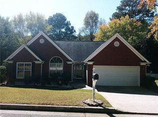 5735 Lakeview Cir, Lithonia, GA 30058