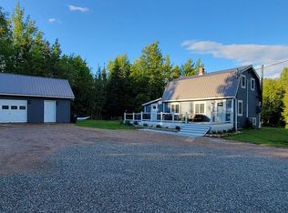378 Brewer Rd, Robbinston, ME 04671