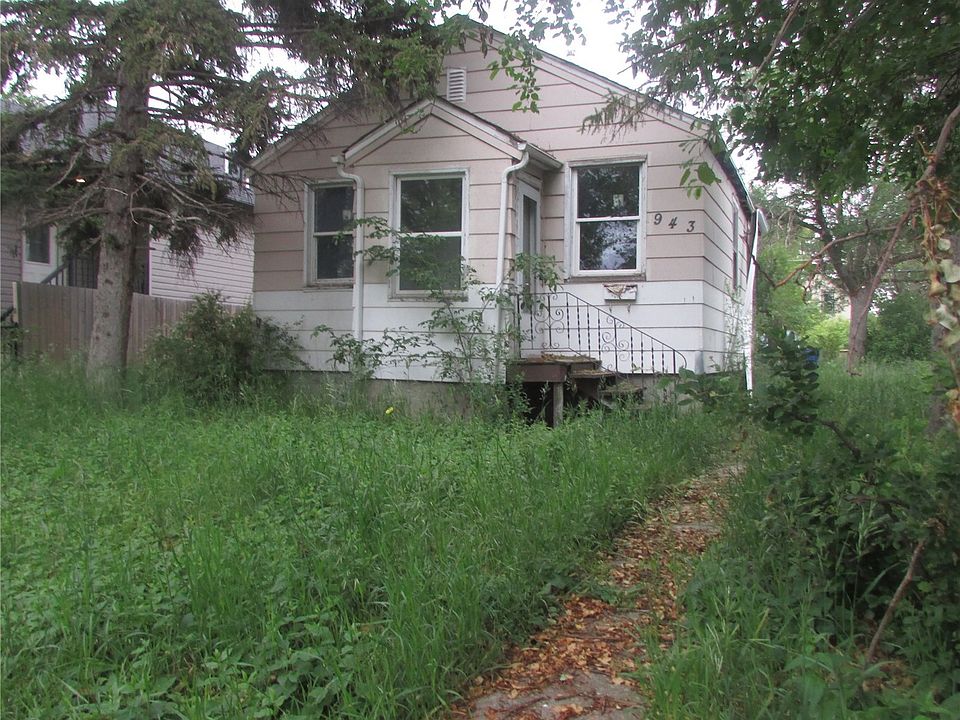 2nd image of 943 Athol Street