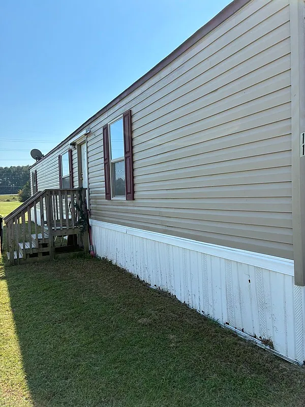 Weaver Estates — Photo 1